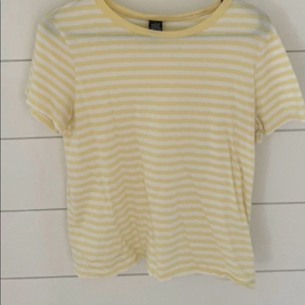 Target brand yellow striped T-shirt juniors size medium